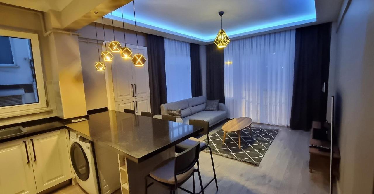 Tam Merkezde Yepyeni Bir Daire Istanbul Exterior photo