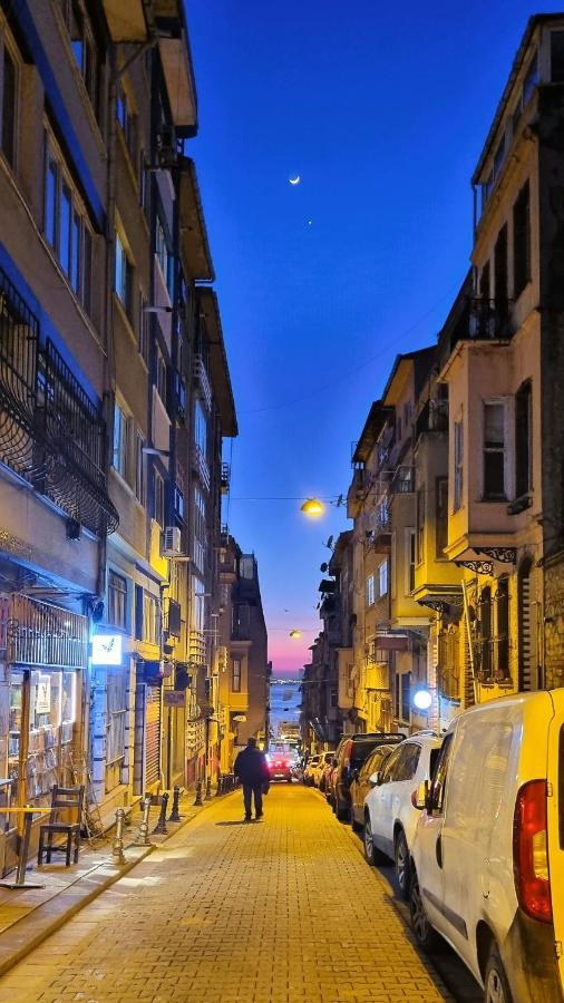 Tam Merkezde Yepyeni Bir Daire Istanbul Exterior photo