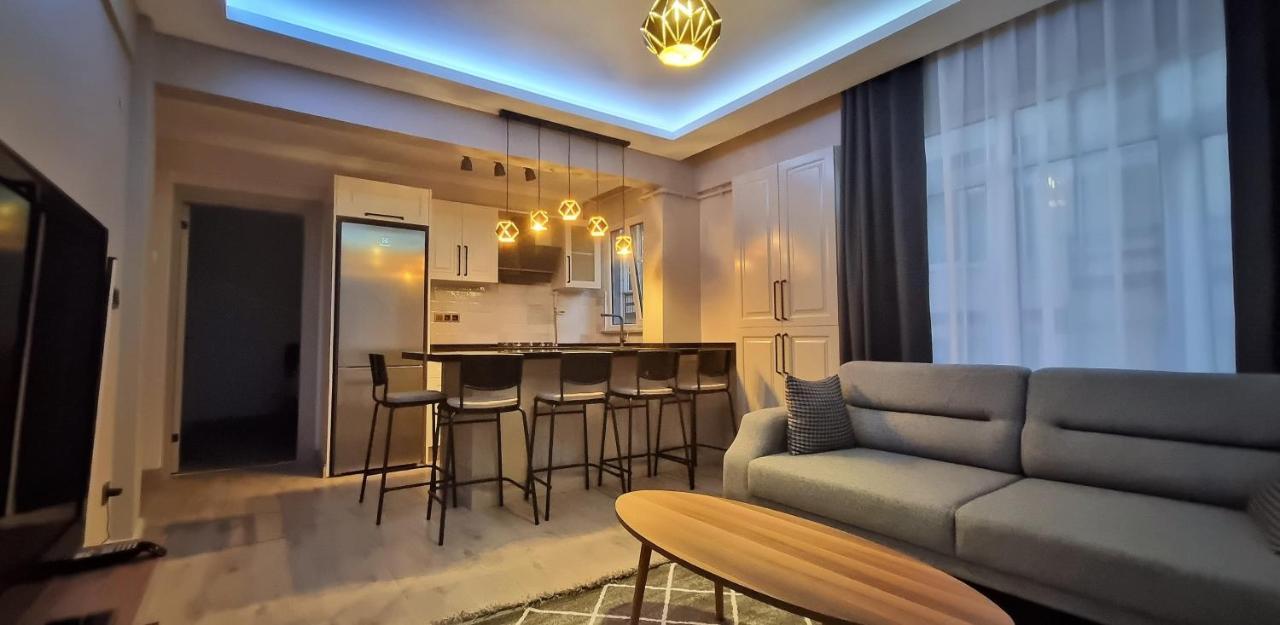 Tam Merkezde Yepyeni Bir Daire Istanbul Exterior photo